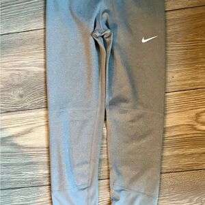 Nike pro kids medium Charcoal Gray Leggings